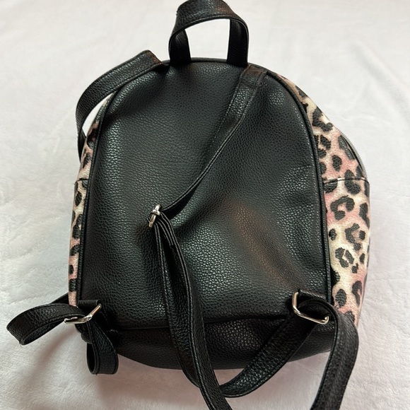 Justice Pink/Black/White Animal Print w/Pom Pom Backpack Faux Fur - Picture 4 of 10